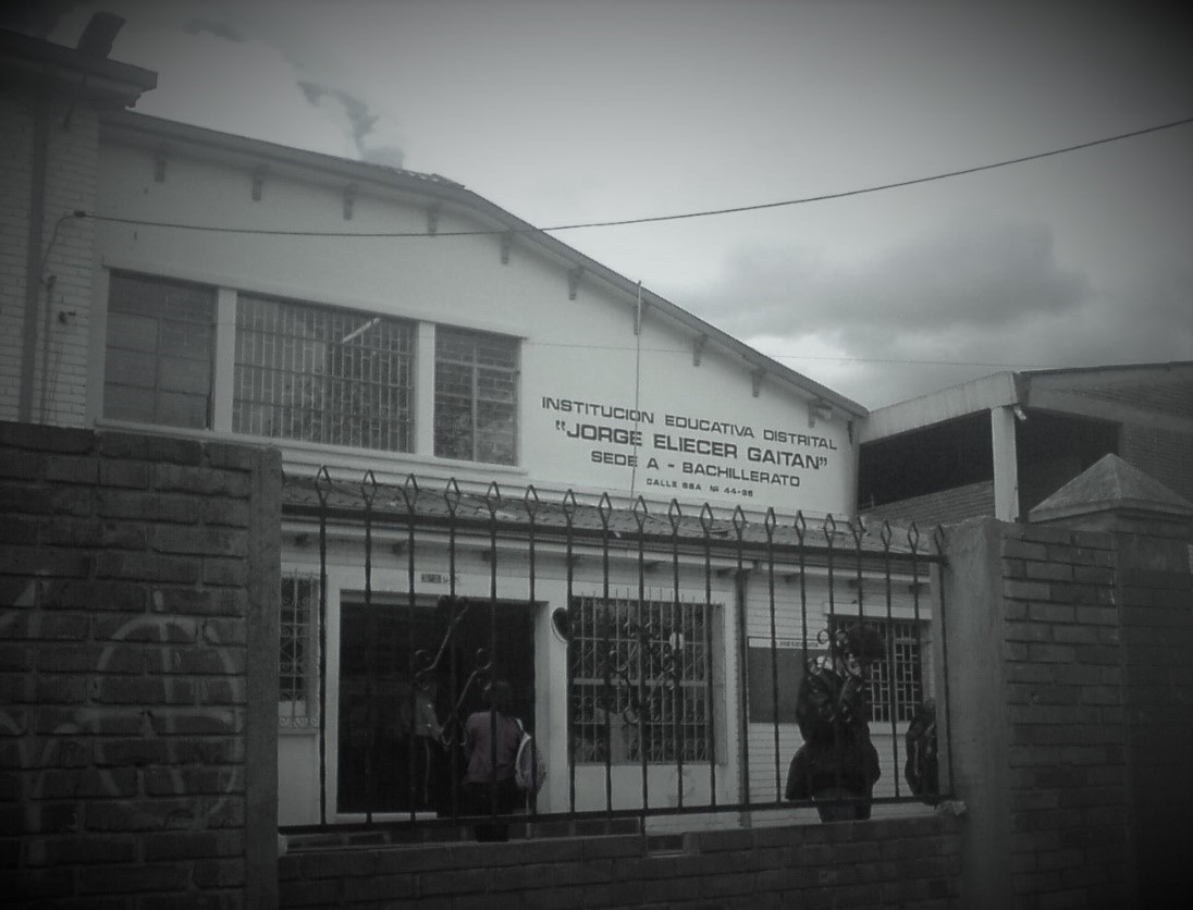 Sede actual de IED Jorge Eliécer Gaitán, lugar donde funcionó la primera sede de la Universidad Municipal de Bogotá. Foto del autor.